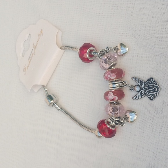 Angel w hearts Charm Bracelet Glass Beads Red & Pink New Christmas - Picture 3 of 8
